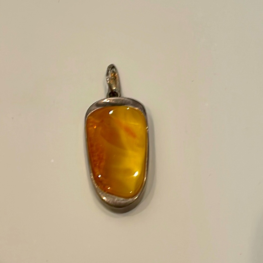 Baltic Amber Pendant Butterscotch Natural Untreated 925 silver